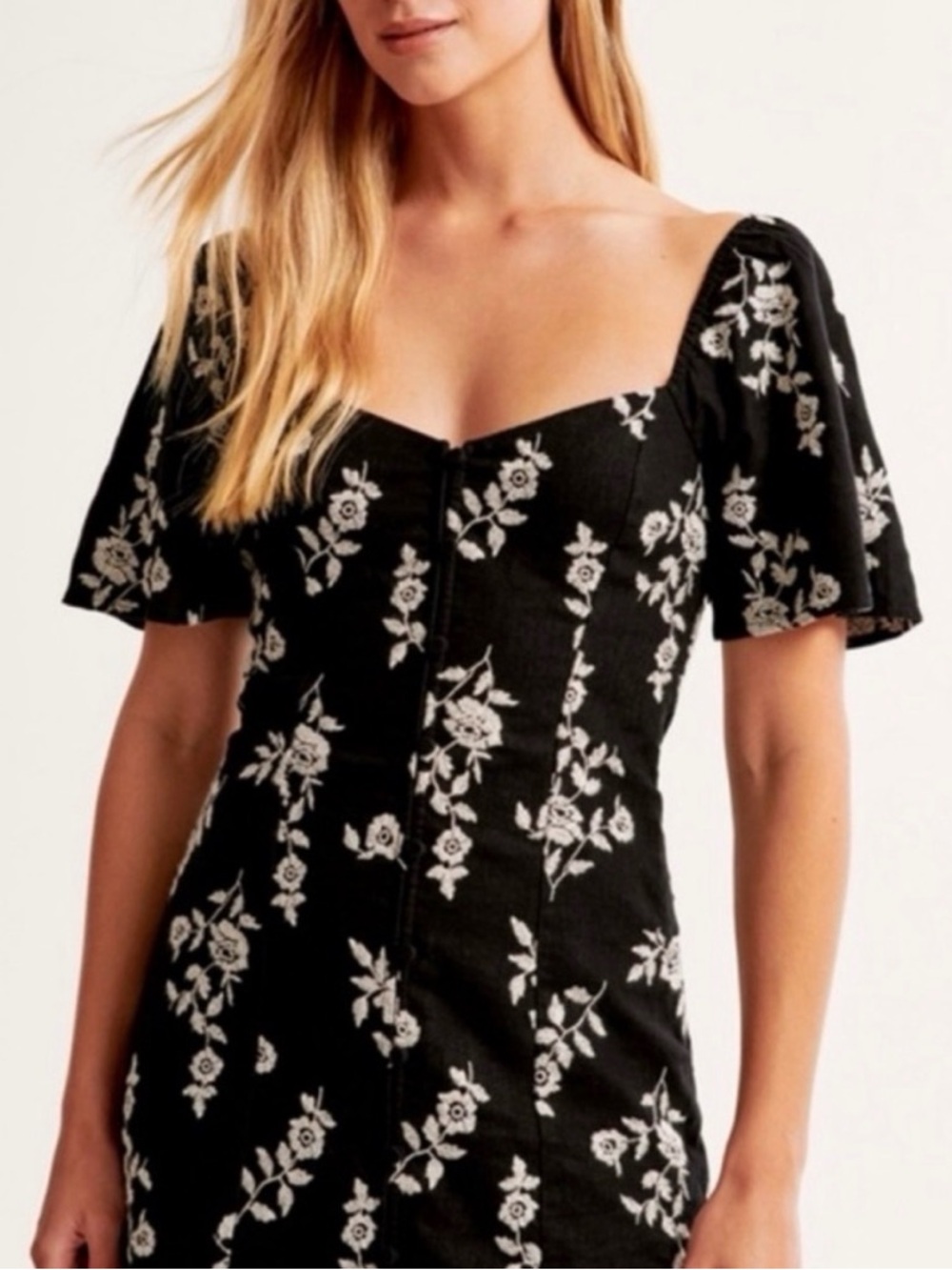 Abercrombie & Fitch Black Dress with White Floral Embroidery - Picture 3 of 4